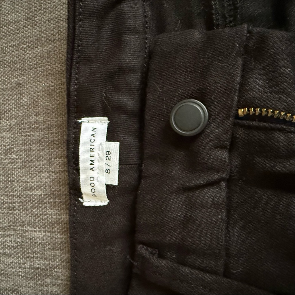 Good American Black Straight Leg Jeans - Picture 8 of 8